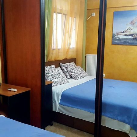 Quiet Apartment In Plaka Афины Экстерьер фото