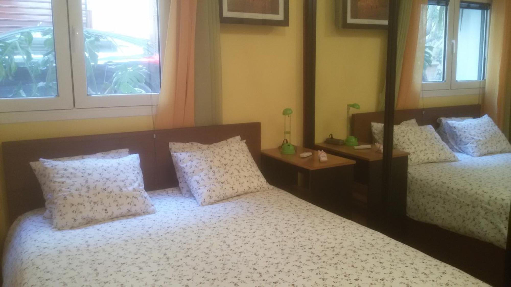 Quiet Apartment In Plaka Афины Экстерьер фото